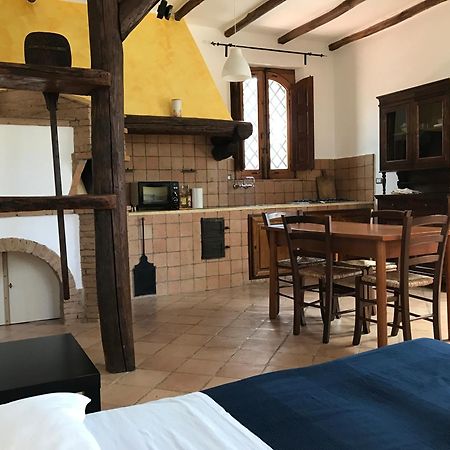 Villa Del Nespolo فوميفريدو دي سيشيليا المظهر الخارجي الصورة