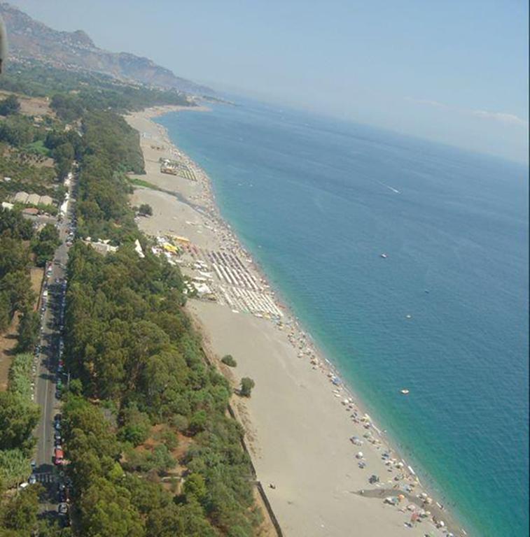 Villa Del Nespolo فوميفريدو دي سيشيليا المظهر الخارجي الصورة