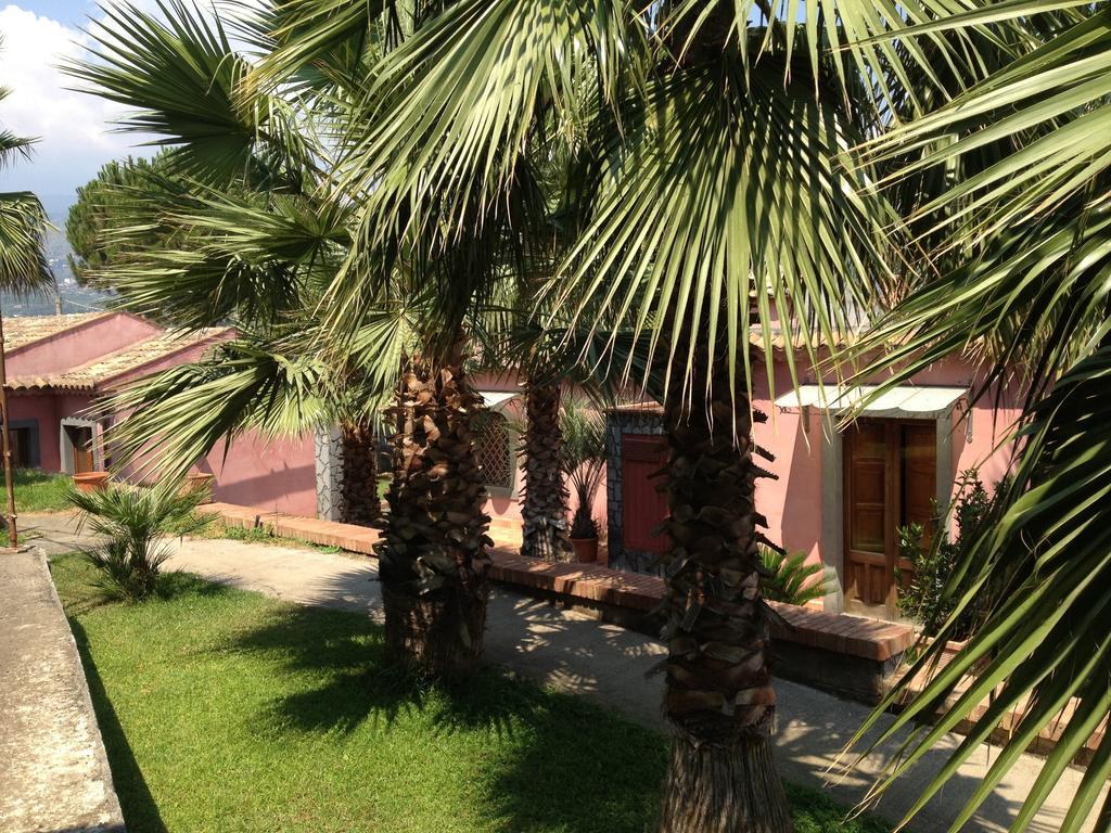 Villa Del Nespolo فوميفريدو دي سيشيليا المظهر الخارجي الصورة